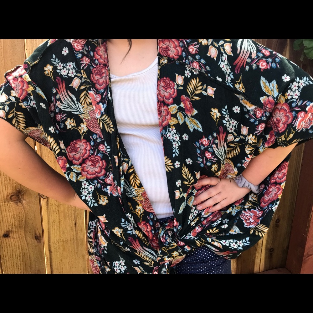 Floral print shall